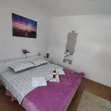 Villa Laura Galovac (Zadar)