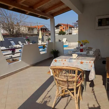 Villa Laura *