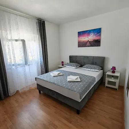 Laura Villa Galovac (Zadar)